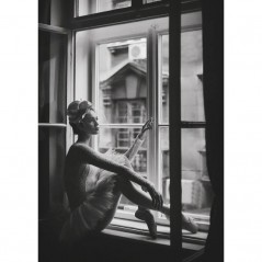 BALLERINA IN WINDOW POSTERA.ART